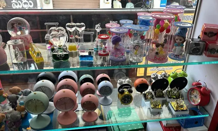 Isha Gifts N Novalties